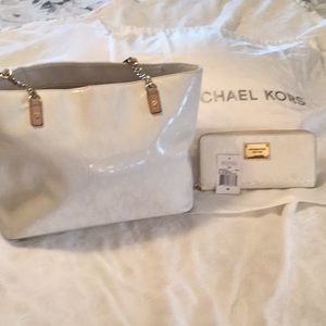 Michael Kors White patent shoulder bag